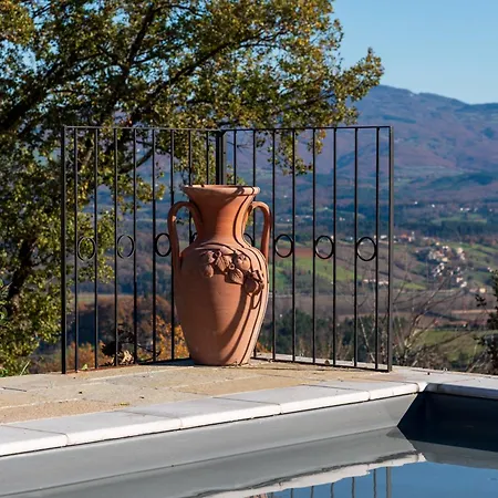 Holiday home Lux Poggelleri Vista Unica Sul Casentino *