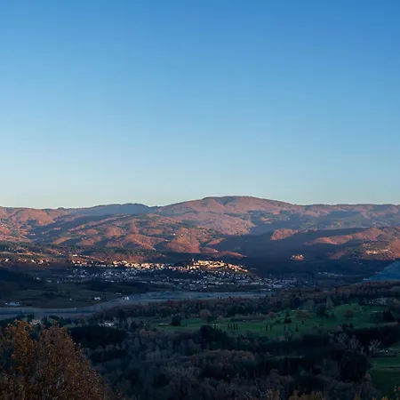 Lux Poggelleri Vista Unica Sul Casentino Holiday home *